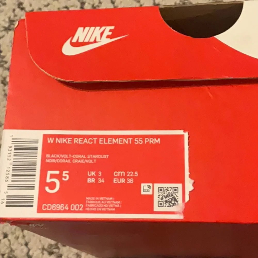 NIB NIKE REACT ELEMENT 55 PRM - Picture 6 of 6